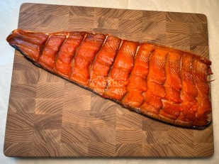 Вомер холодного копчения: Горбуша боковина х/к (юкола)