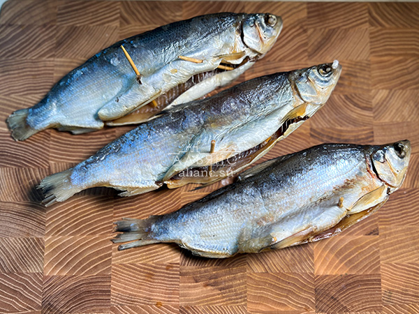 Пелядь вяленая крупная потрошеная в Нижнем Тагиле